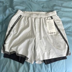 Lululemon men’s surge short